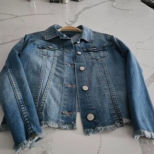 Denim jacket w fringes